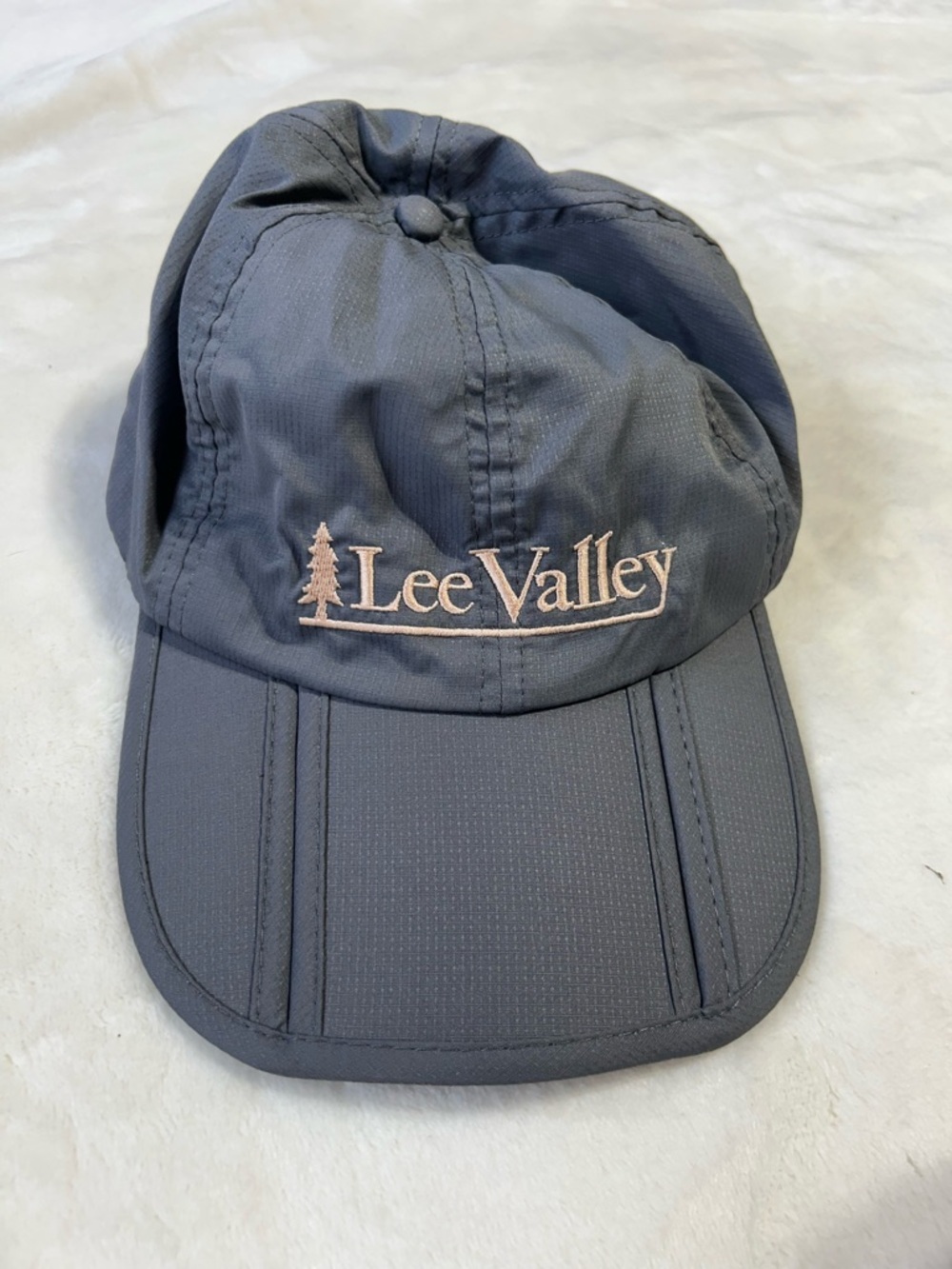 Lee Valley Embroidered Logo Cap in Slate Gray